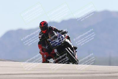 media/Oct-13-2025-Moto Forza (Mon) [[a66d839500]]/3-B Group/Session 4 (Turn 9)/